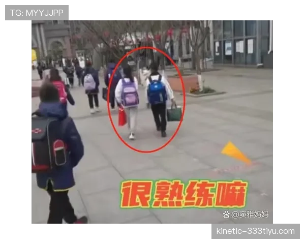 冯彦哲下场后一脸懵，场边那豪车都快盖过比赛了！